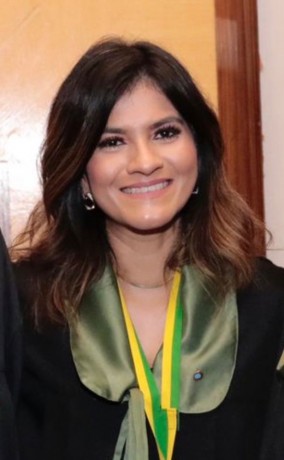Dra. Thaís Tapajós