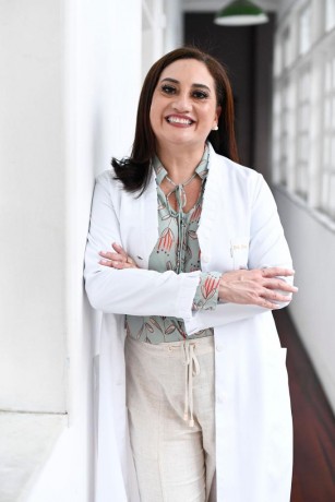 Dra. Ana Carolina Trindade